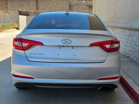 Used 2017 Hyundai Sonata SE image 4