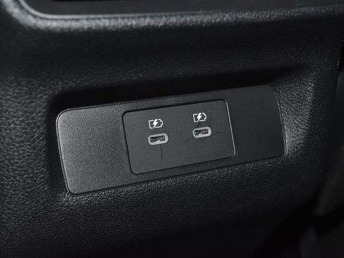 Certified 2025 Nissan Murano SV image 21