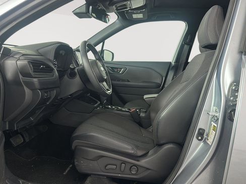 Used 2026 Subaru Forester Premium image 5