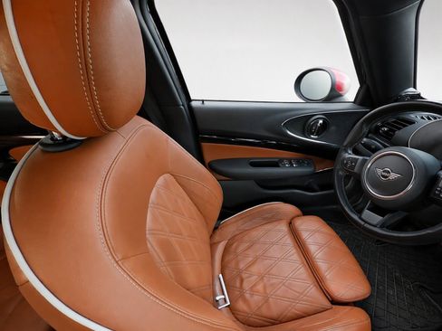 Used 2022 MINI Cooper Clubman S FWD image 11