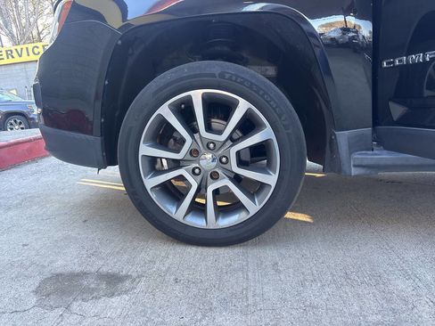 Used 2015 Jeep Compass Limited image 16