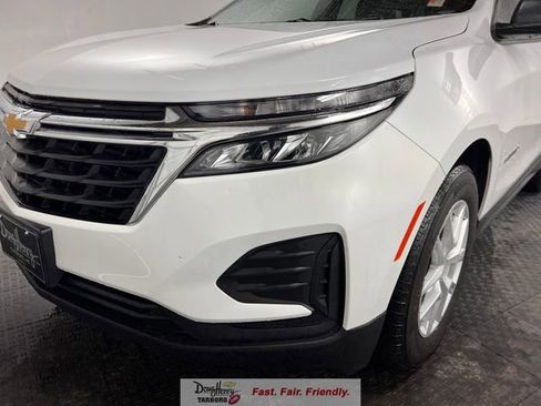 Used 2024 Chevrolet Equinox LS w/ LS Convenience Package FWD image 12