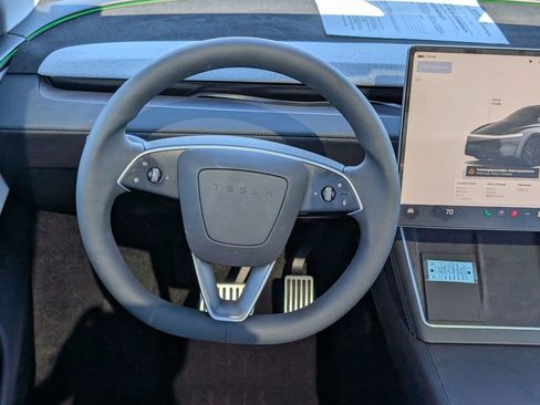 Used 2026 Tesla Model Y Long Range image 13