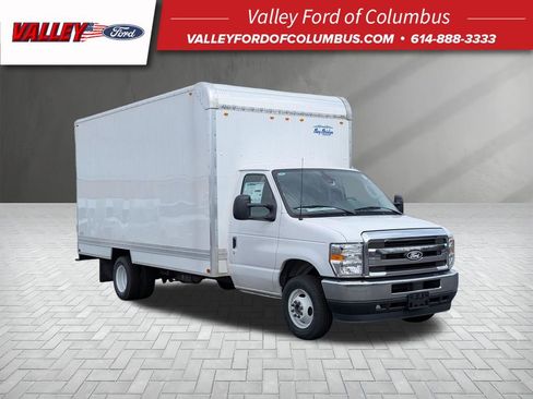 New 2026 Ford E-450 and Econoline 450 Super Duty w/ Power Equipment Group image 1