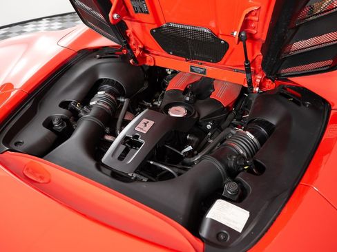 Used 2017 Ferrari 488 Spider RWD image 20