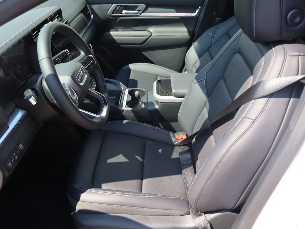 New 2027 GMC Terrain Elevation w/ Elevation Premium Package AWD/4WD image 22