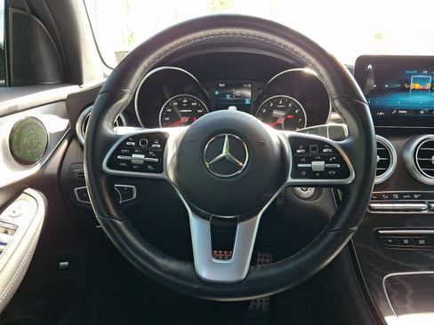 Used 2022 Mercedes-Benz GLC 300 4MATIC image 18