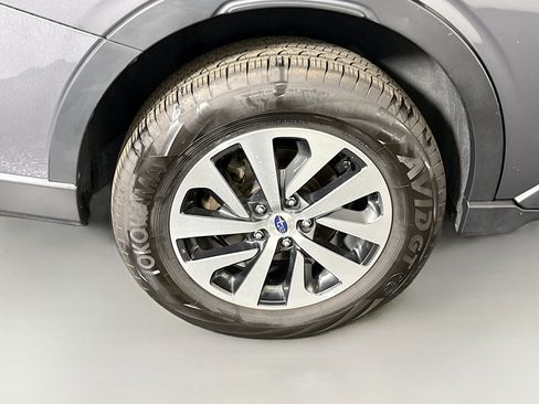 Used 2022 Subaru Outback Premium AWD/4WD image 33