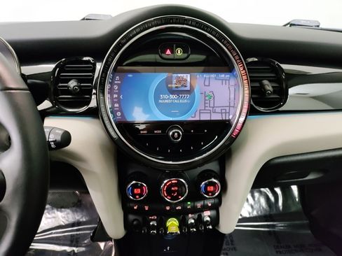 Certified 2022 MINI Cooper SE image 23