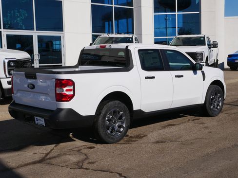 New 2025 Ford Maverick XLT w/ XLT Luxury Package FWD image 4