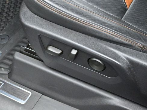 Used 2024 GMC Sierra 3500 AT4 w/ AT4 Premium Plus Package image 14