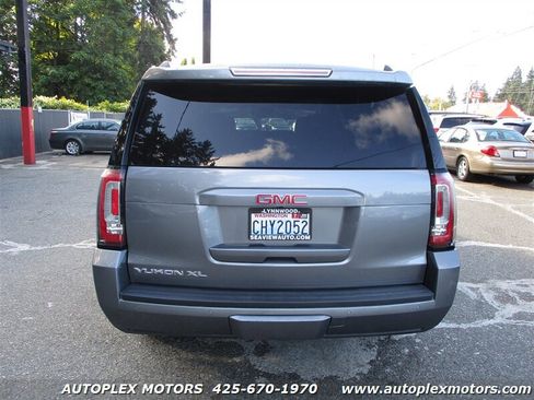 Used 2019 GMC Yukon XL SLT image 4