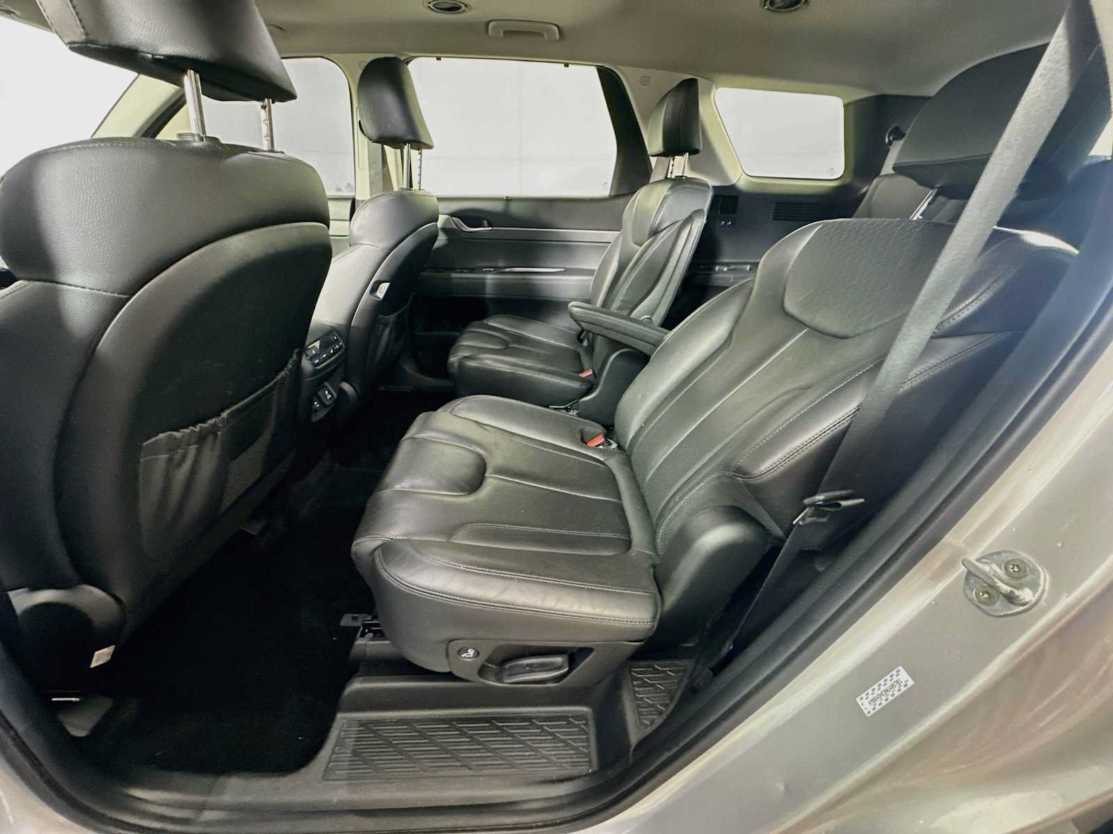 Used 2022 Hyundai Palisade SEL w/ Premium Package AWD/4WD image 24