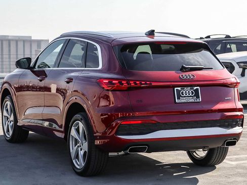 New 2025 Audi Q5 Premium Plus image 6