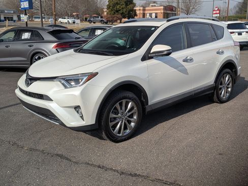 Used 2016 Toyota RAV4 Limited image 7