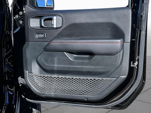 Used 2020 Jeep Gladiator Rubicon AWD/4WD image 22