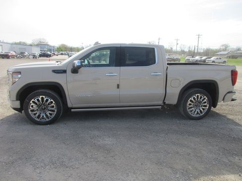 New 2026 GMC Sierra 1500 Denali Ultimate AWD/4WD image 10