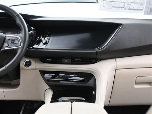 Certified 2022 Buick Envision Essence w/ Safety Package image 25