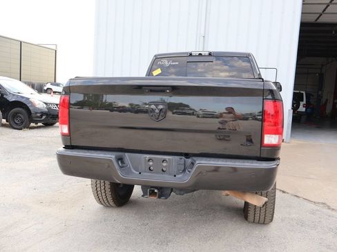 Used 2018 RAM 2500 Big Horn w/ Sport Appearance Group AWD/4WD image 15