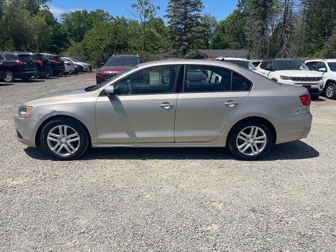 Used 2014 Volkswagen Jetta SE FWD image 8