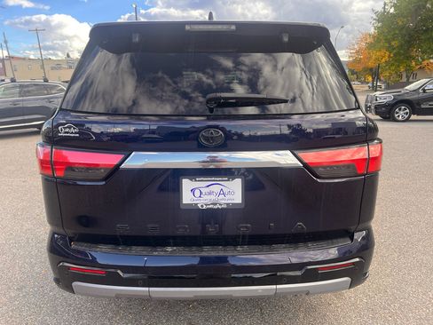 Used 2024 Toyota Sequoia Limited image 7