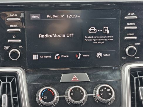 Used 2023 Kia Sorento LX image 22