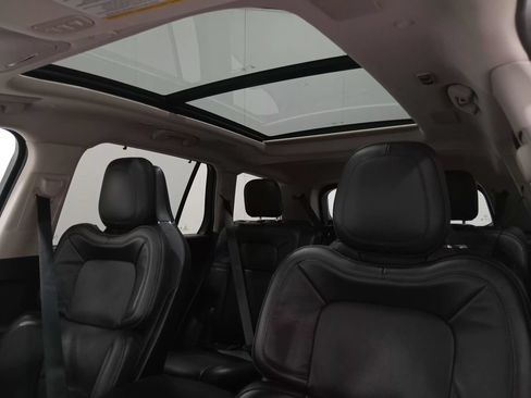 Certified 2023 Lincoln Aviator Reserve w/ Equipment Group 201A AWD/4WD image 17