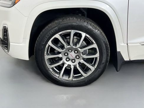 Used 2023 GMC Acadia Denali w/ Denali Ultimate Package image 30