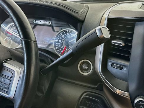 Used 2019 RAM 2500 Laramie AWD/4WD image 16