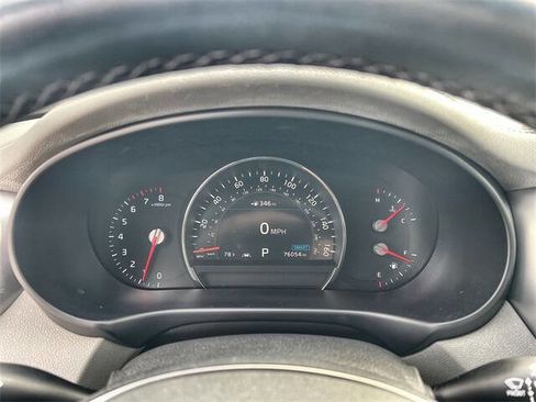 Used 2019 Kia Sorento SX w/ SX Touring Package image 12