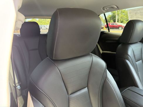 Used 2024 Buick Envision Preferred AWD/4WD image 34