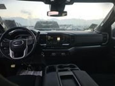 Used 2024 GMC Sierra 1500 Elevation w/ X31 Off-Road Package image 4