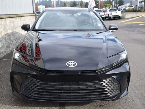 Certified 2025 Toyota Camry LE image 2