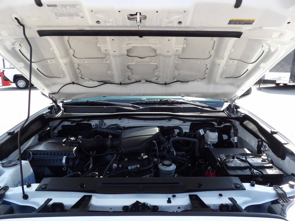 Used 2020 Toyota Tacoma SR RWD image 40
