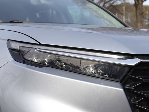 Used 2023 Honda CR-V EX-L image 32