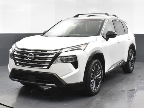 New 2026 Nissan Rogue Platinum w/ Platinum Premium Package image 2