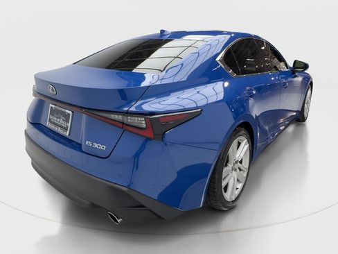 Used 2024 Lexus IS 300 w/ Comfort Package RWD image 7