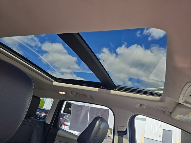 Used 2019 Ford Escape SEL AWD/4WD image 36
