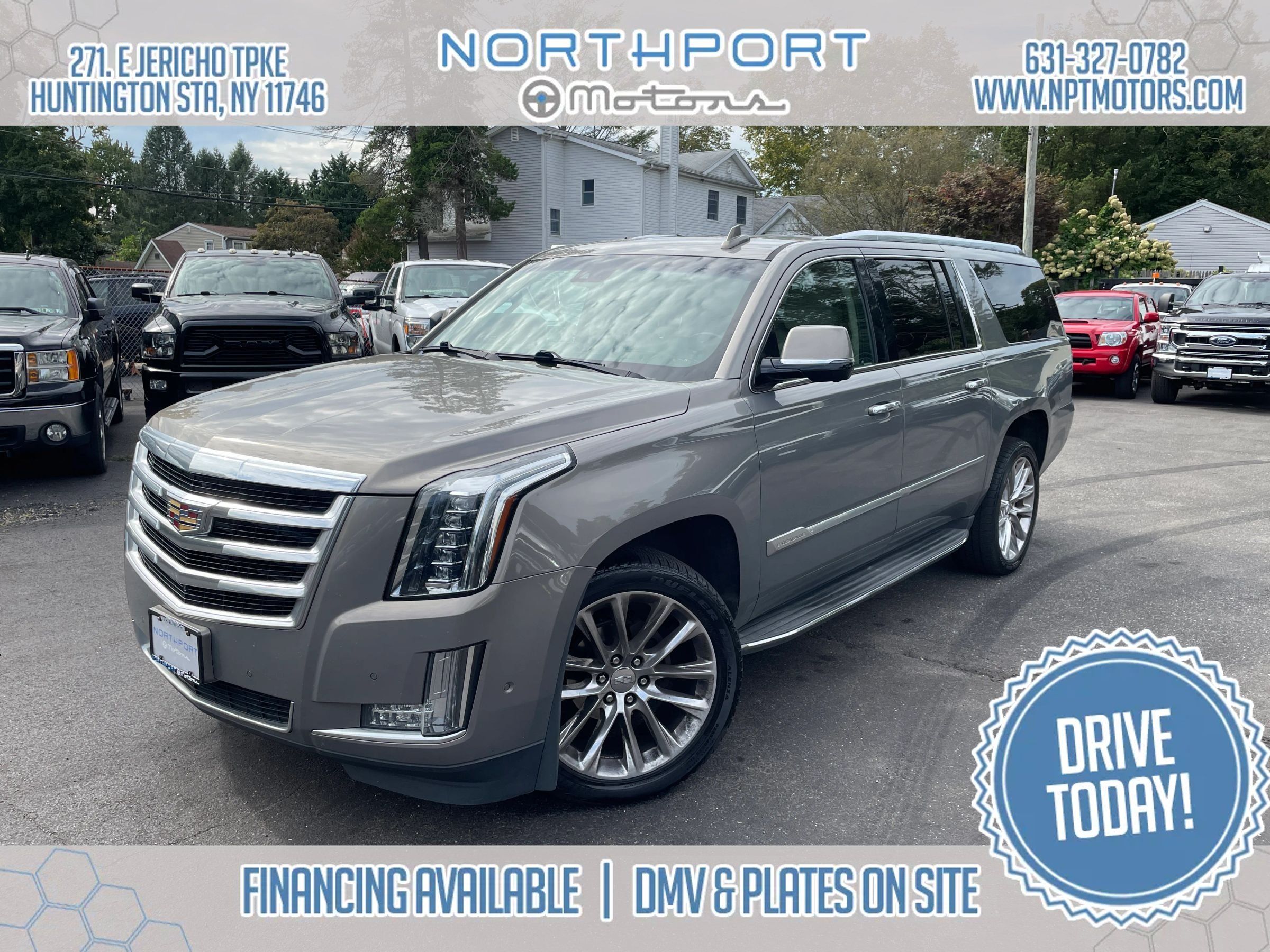 Used 2018 Cadillac Escalade ESV Luxury AWD/4WD image 1
