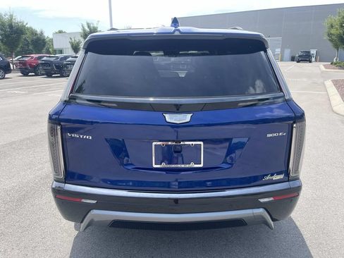 Used 2026 Cadillac Vistiq Sport w/ LPO, Floor Liner Package AWD/4WD image 4