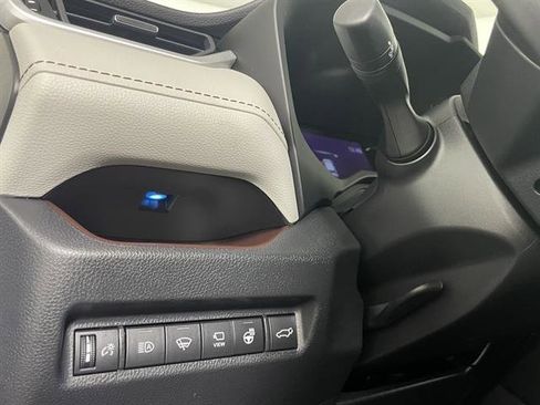 Certified 2022 Toyota RAV4 Limited image 18