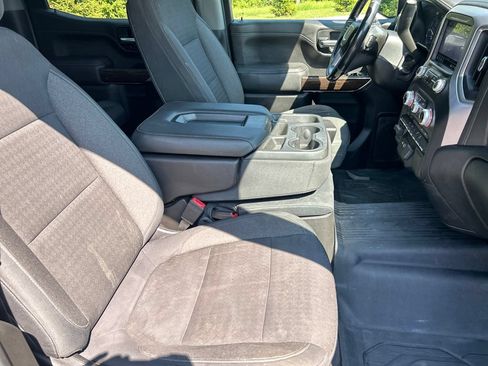 Used 2019 GMC Sierra 1500 SLE w/ X31 Off-Road Package AWD/4WD image 15