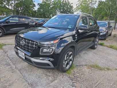 Used 2025 Hyundai Venue SEL