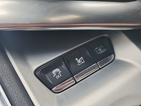 Used 2024 Chevrolet Corvette Stingray Preferred Cpe w/ Z51 Performance Package image 19