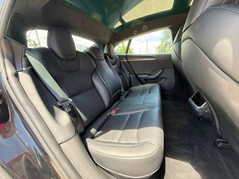 Used 2022 Tesla Model S AWD/4WD image 19