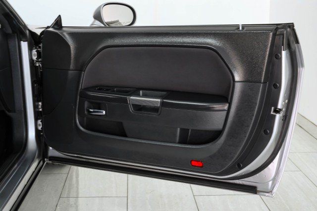 Used 2013 Dodge Challenger R/T RWD image 36