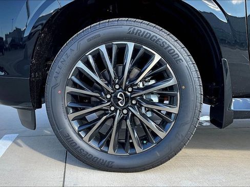 New 2026 INFINITI QX80 Autograph w/ Premium Cargo Package image 26