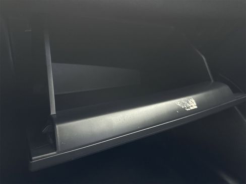 Used 2023 Toyota Corolla LE image 23