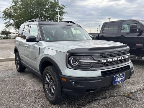 Used 2023 Ford Bronco Sport Badlands w/ Premium Package AWD/4WD image 3
