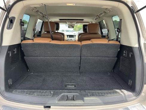 Used 2018 INFINITI QX80 2WD w/ Deluxe Technology Package image 12